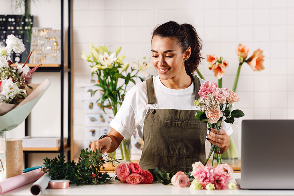 Symbio-Energy-Partners-Florists-Arranging-Flowers